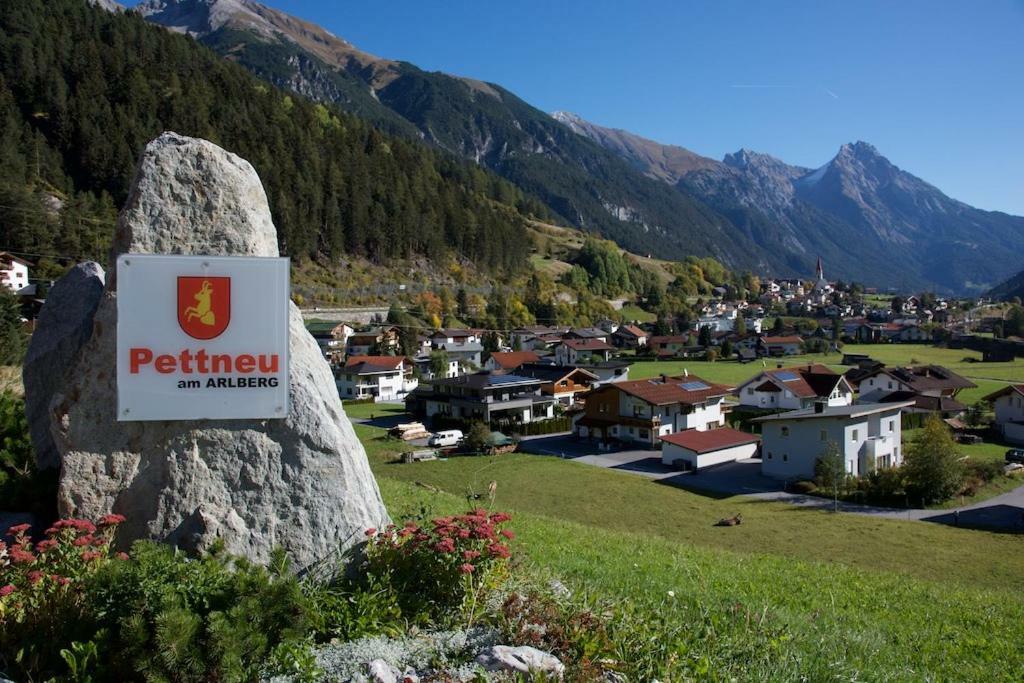 Pension Angelika Pettneu am Arlberg Eksteriør billede